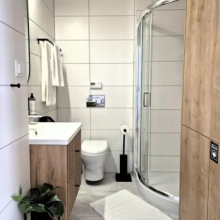 Raclawicka Apartment *