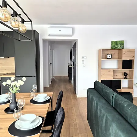 Apartment Raclawicka *