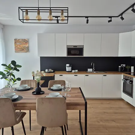 Raclawicka Apartment